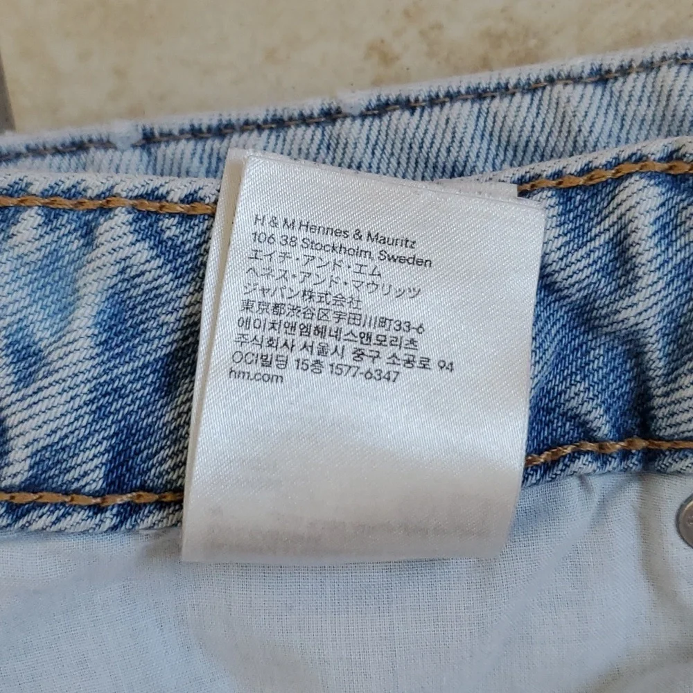 H&M Blue Denim Jeans Skirt Buttons sz 8 - Picture 9 of 9